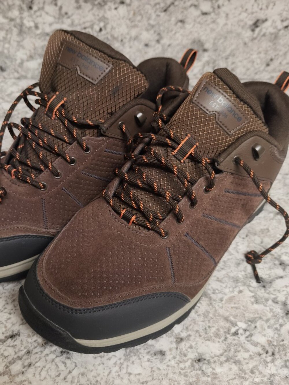 New Balance 669 V2 Brown Suede Trail Shoes Sneaker 12.5 4E Men MW669CB Abzorb